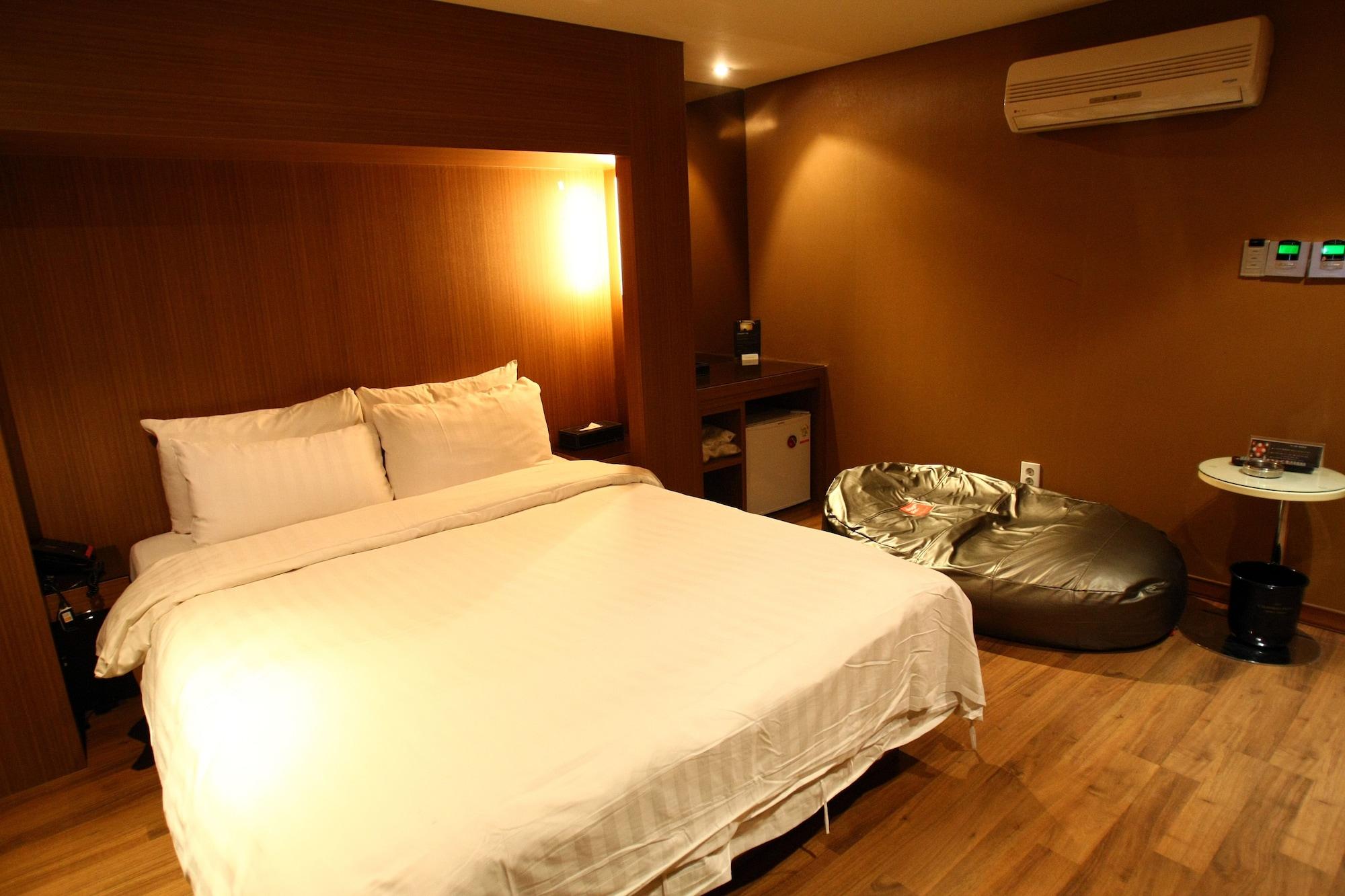 The California Hotel Seoul Seocho Kültér fotó